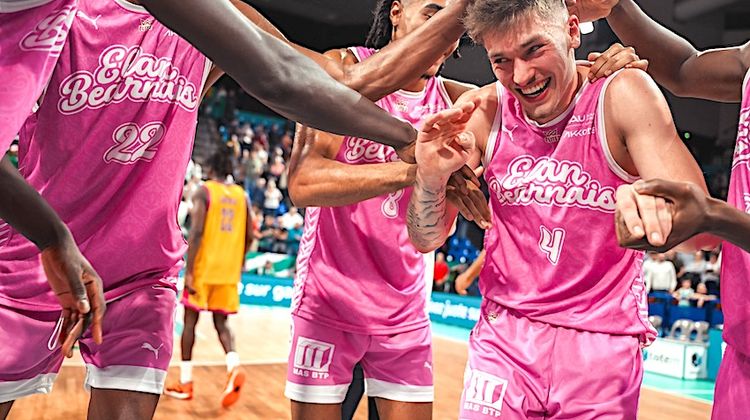 BALLE ORANGE - L’Elan toujours leader. Basket Landes trébuche